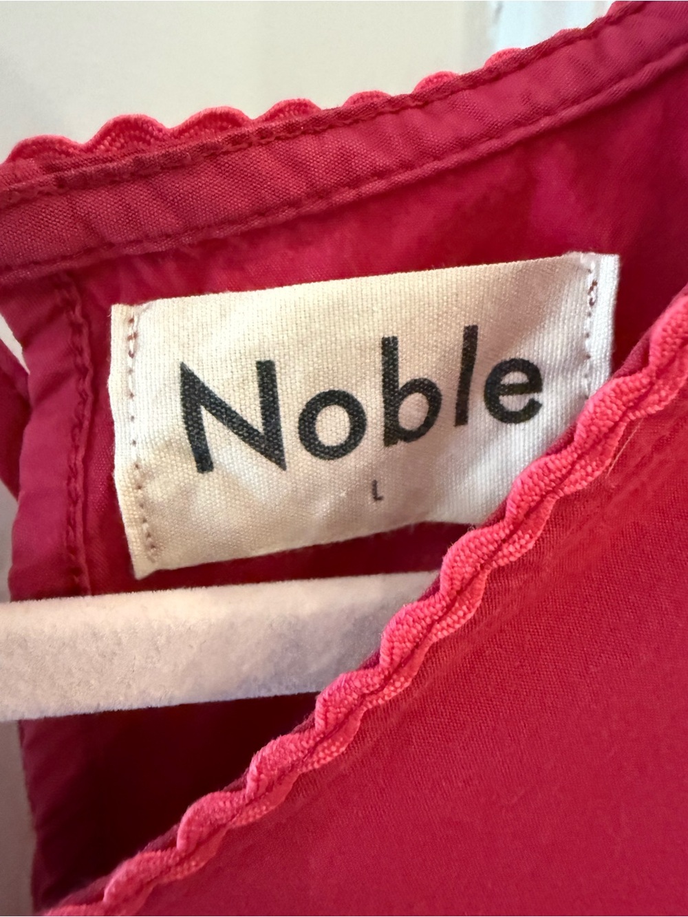 Noble Dress - Picture 3 of 5